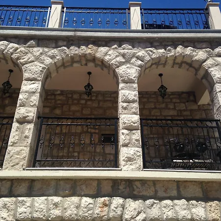 Arbia - Margita 公寓式酒店