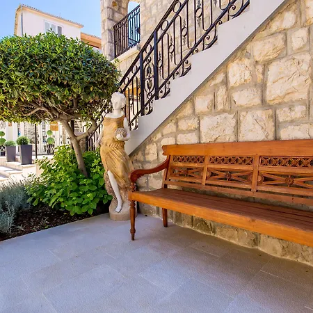 Arbia - Margita 公寓式酒店 4*