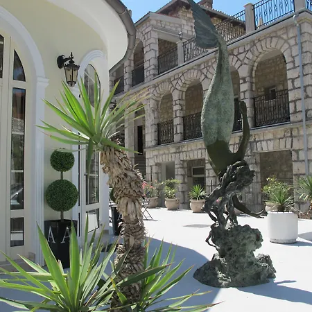 Arbia - Margita 公寓式酒店